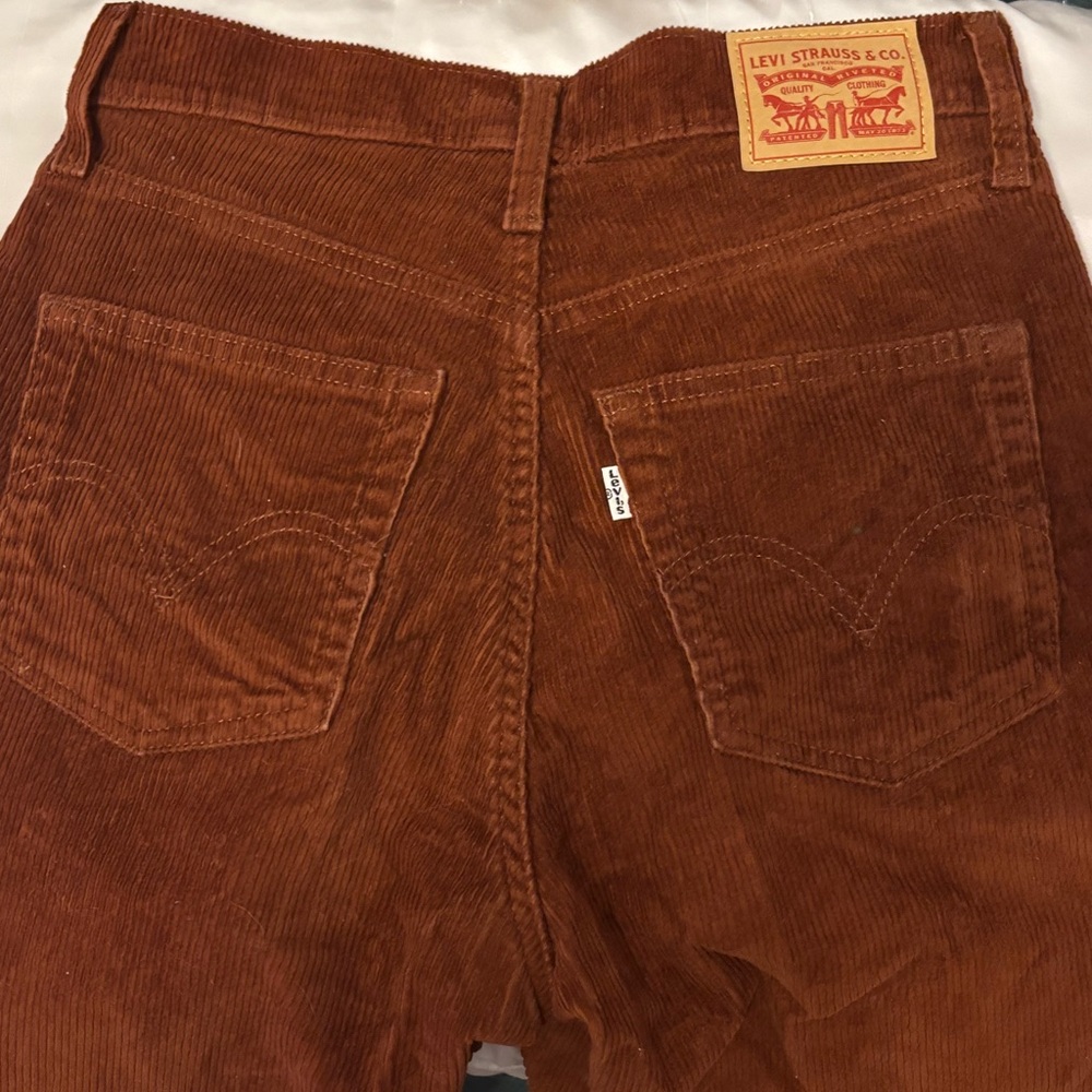 Levi’s corduroy pants - sz 26 women’s